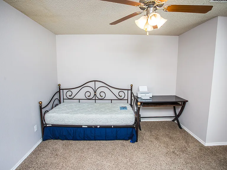2108 Main St #4 — Photo 21