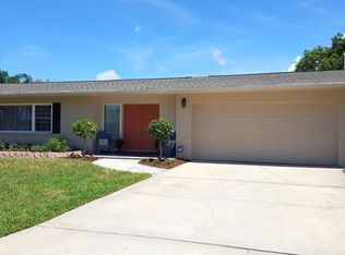 2361 Middlecoff Dr, Dunedin, FL 34698