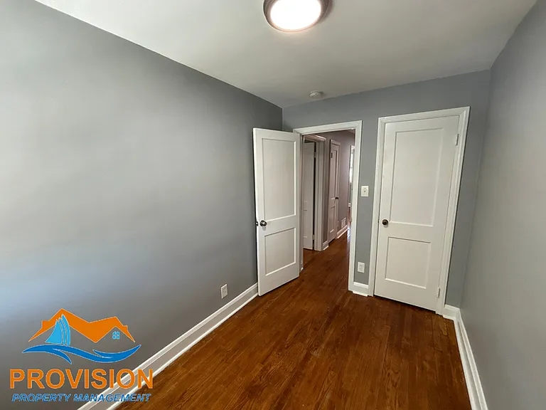 120 Kingston Rd — Photo 15