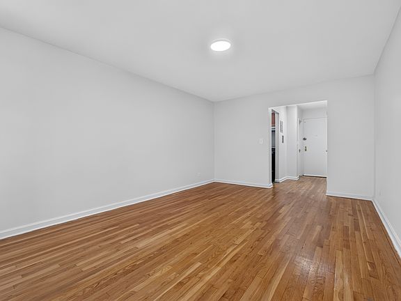 4th image of 150 E 30th St APT 3B