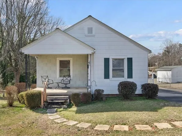 303 Mendota Ave, Lexington, NC 27292