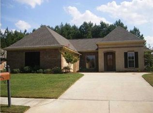 103 Mullherrin Dr, Madison, MS 39110