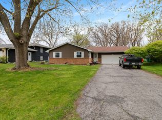 4252 Park Pl, Crown Point, IN