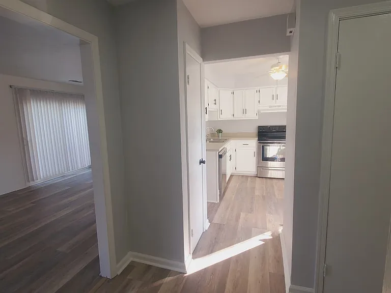 4751 Old Hickory Rd — Photo 7