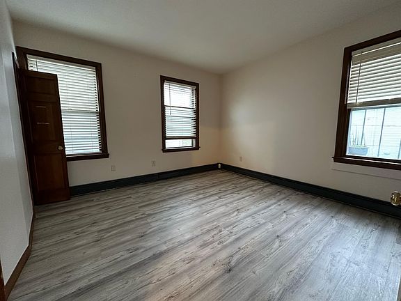 3rd image of 47-49 Foster St #2W