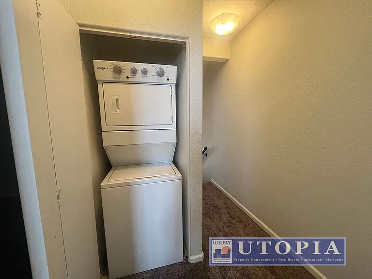 156 Everson Dr — Photo 18