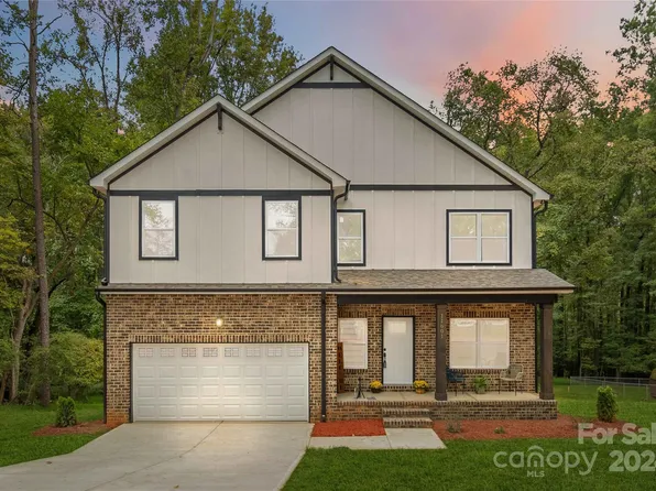 11601 Cresthill Dr, Mint Hill, NC 28227
