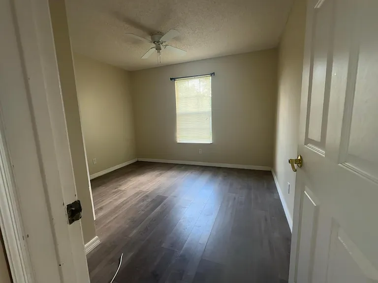 2426 SE Addison St — Photo 20