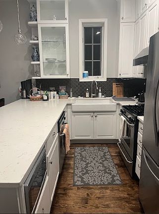 2nd image of 1643 N Dayton St #2F