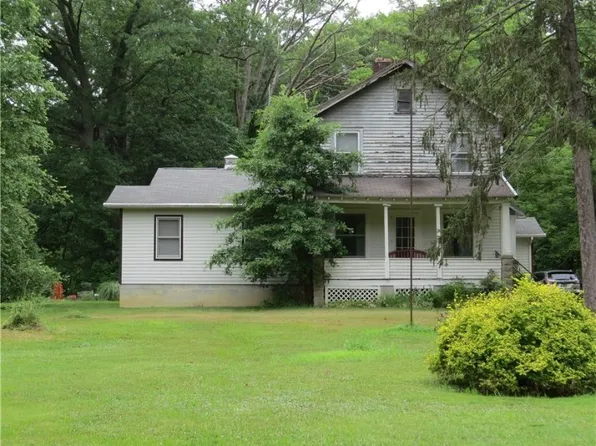 4342 E River Rd, Sheffield Village, OH 44054