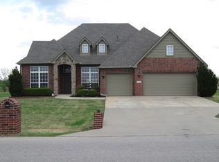 5701 S 136th Ave W, Sand Springs, OK 74063