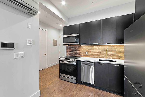 1st image of 97 Varet St #3N