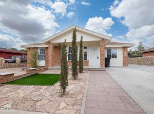 336 Barrel Cactus Dr, Horizon City, TX 79928