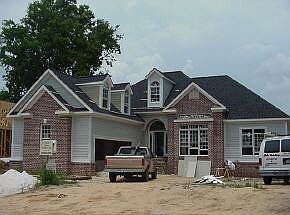 1st image of 415 Shoreline Drive E