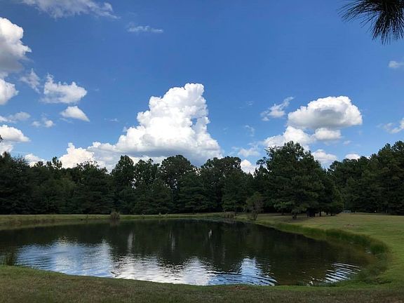 2nd image of 221 Quail Creek Dr