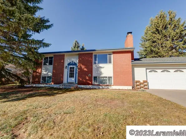 1607 Mitchell St, Laramie, WY 82072