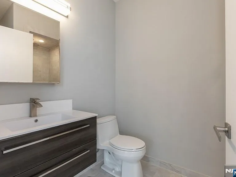 159 Cedar St — Photo 7