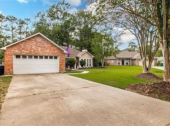 4th image of 109 Elm Ct