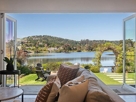 2nd image of 27 Lagoon Rd