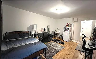 Rented by KNOCKKNOCK LLC