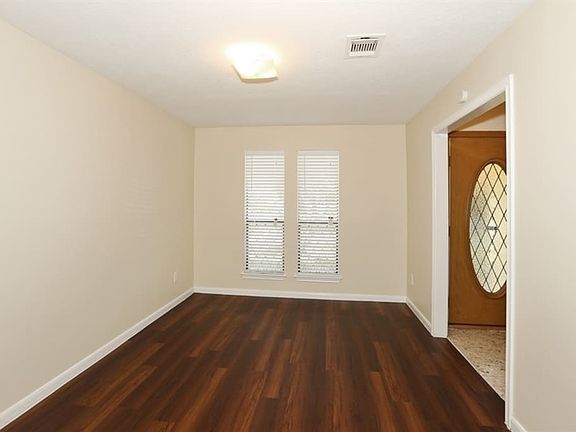4th image of 11619 Trailmont Dr