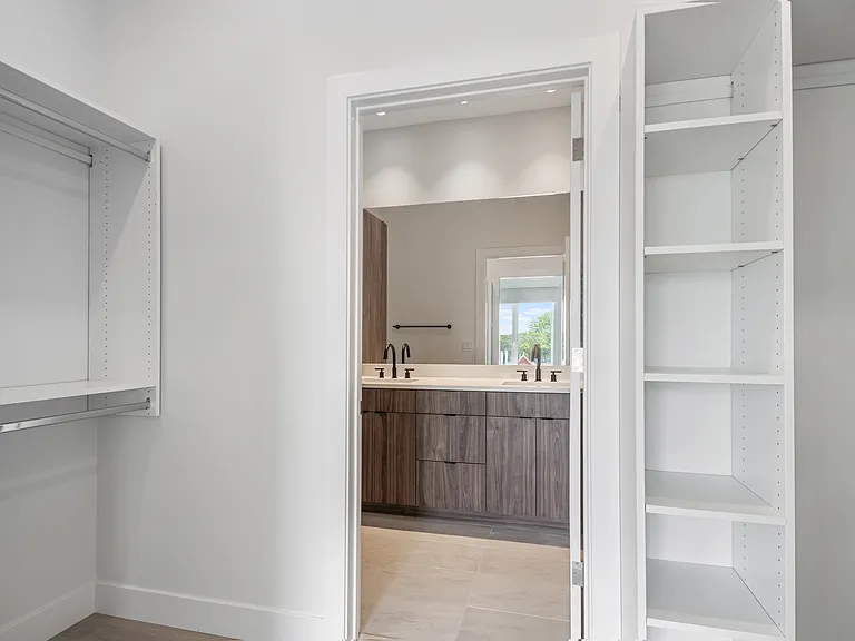 1628 N Damen Ave #401 — Photo 12