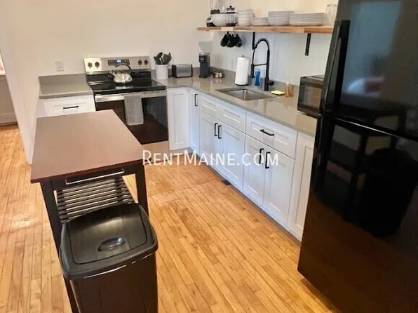 113 N Lancey St, Pittsfield, ME
