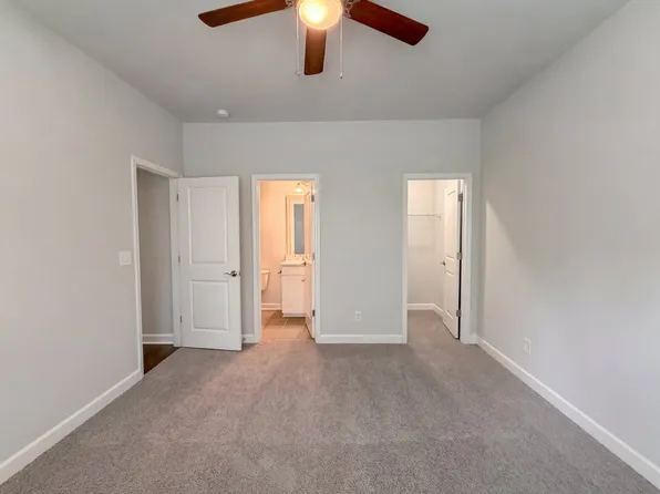 5705 Woodard St, Charlotte, NC 28269
