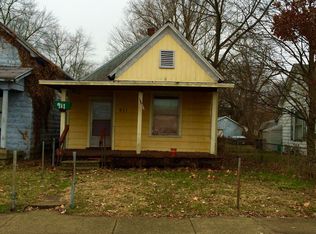 911 S 10th St, Terre Haute, IN 47807
