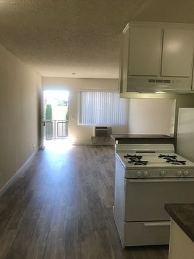 3rd image of 5616 Fair Ave APT 16