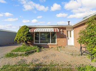 52 Flavian Cres, Brampton, ON L6T 3P4