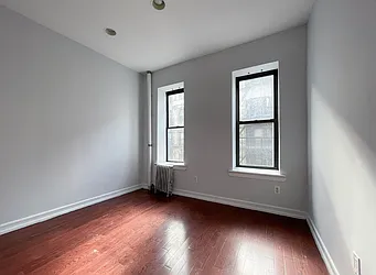 Rented by Kahen Properties