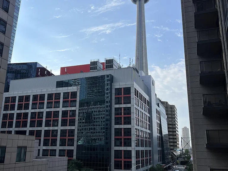 8 Mercer St #405 — Photo 24
