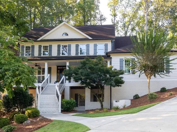 1304 Hidden Brook Ln NW, Acworth, GA 30101