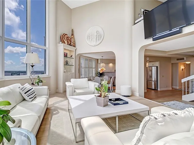4041 Gulf Shore Blvd N #7 — Photo 3