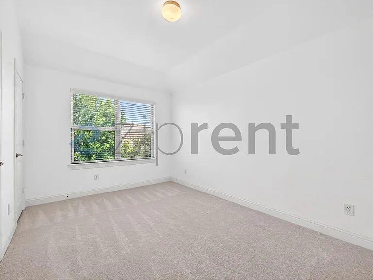 4104 Fordham St — Photo 28