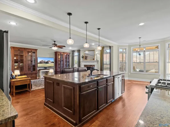117 Autumn Cove Dr, Madison, AL 35756
