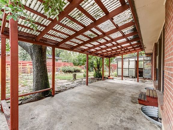 4th image of 455 S 41st St #455