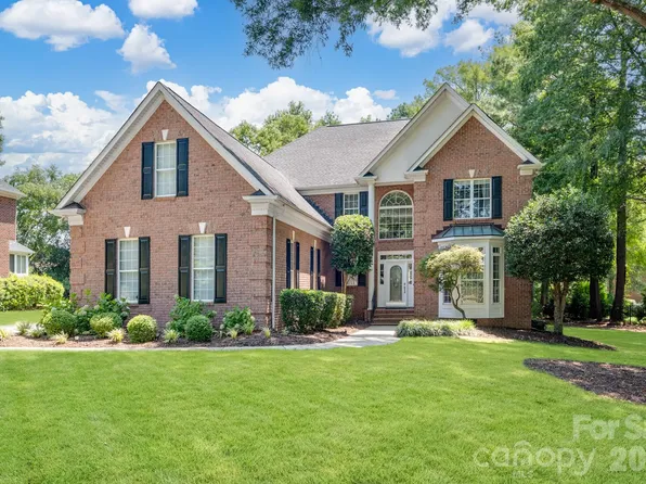 5210 Addington Ct, Charlotte, NC 28277