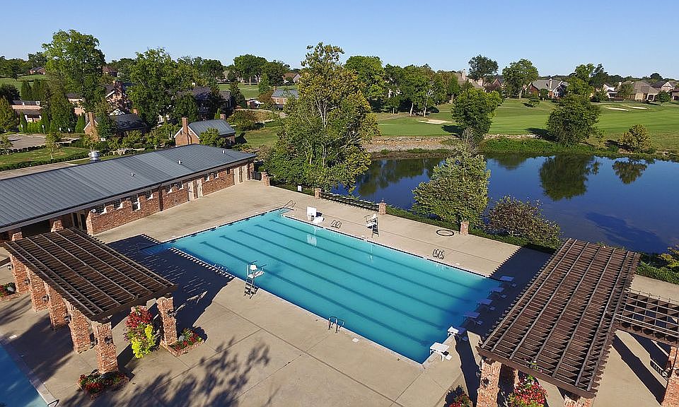 2nd image of 1189 Fairvue Village Ln