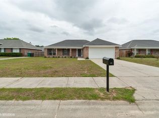 12069 Harmony Cir, Gulfport, MS 39503