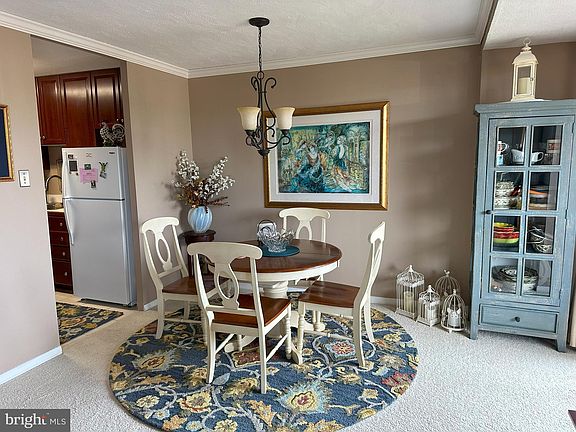 5th image of 2401 Pennsylvania Ave APT 203