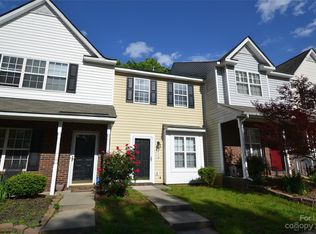 7539 Petrea Ln, Charlotte, NC 28227