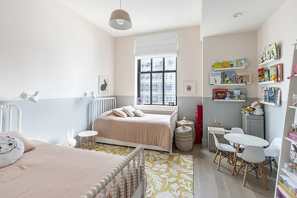 Rented by Compass | media 22