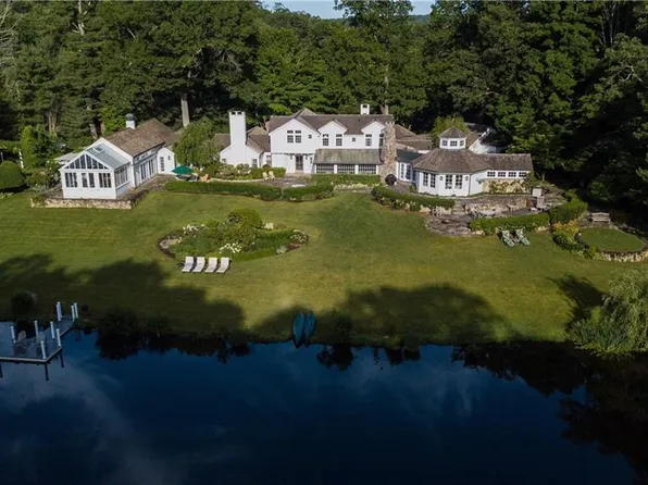 118 Mountain Road, Redding, CT 06896