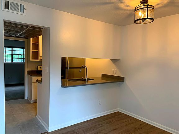 5th image of 148-807 W Trinity Ave #148