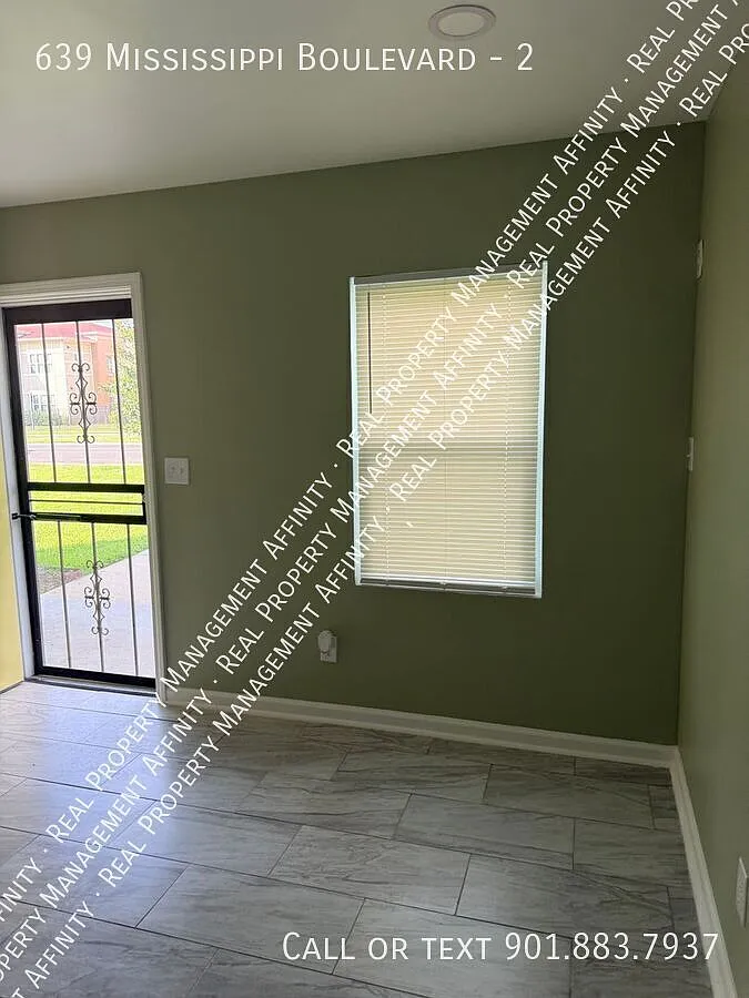 Newly Renovated 2 Bedroom Apartment Near Downtown Memphis | Move-In Ready! — Photo 3