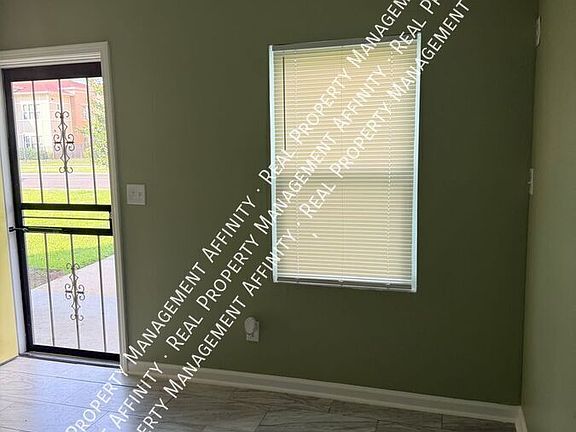 3rd image of 639 Mississippi Blvd APT 2