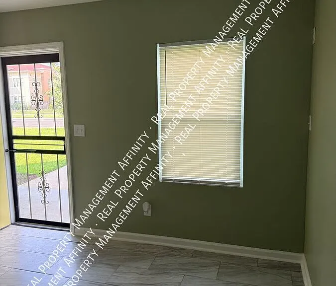 639 Mississippi Blvd #2 — Photo 3