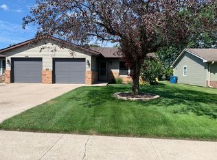 1540 Bristol Ln, Schererville, IN 46375